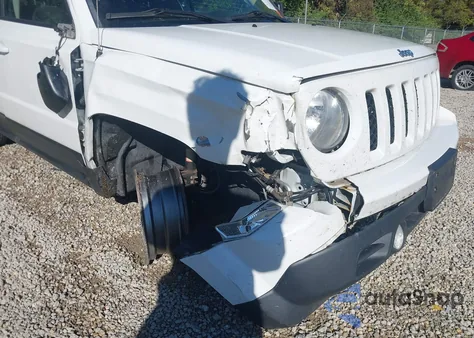 2016 Jeep Patriot Sport из США, поврежденный, VIN 1C4NJRBB6GD542440